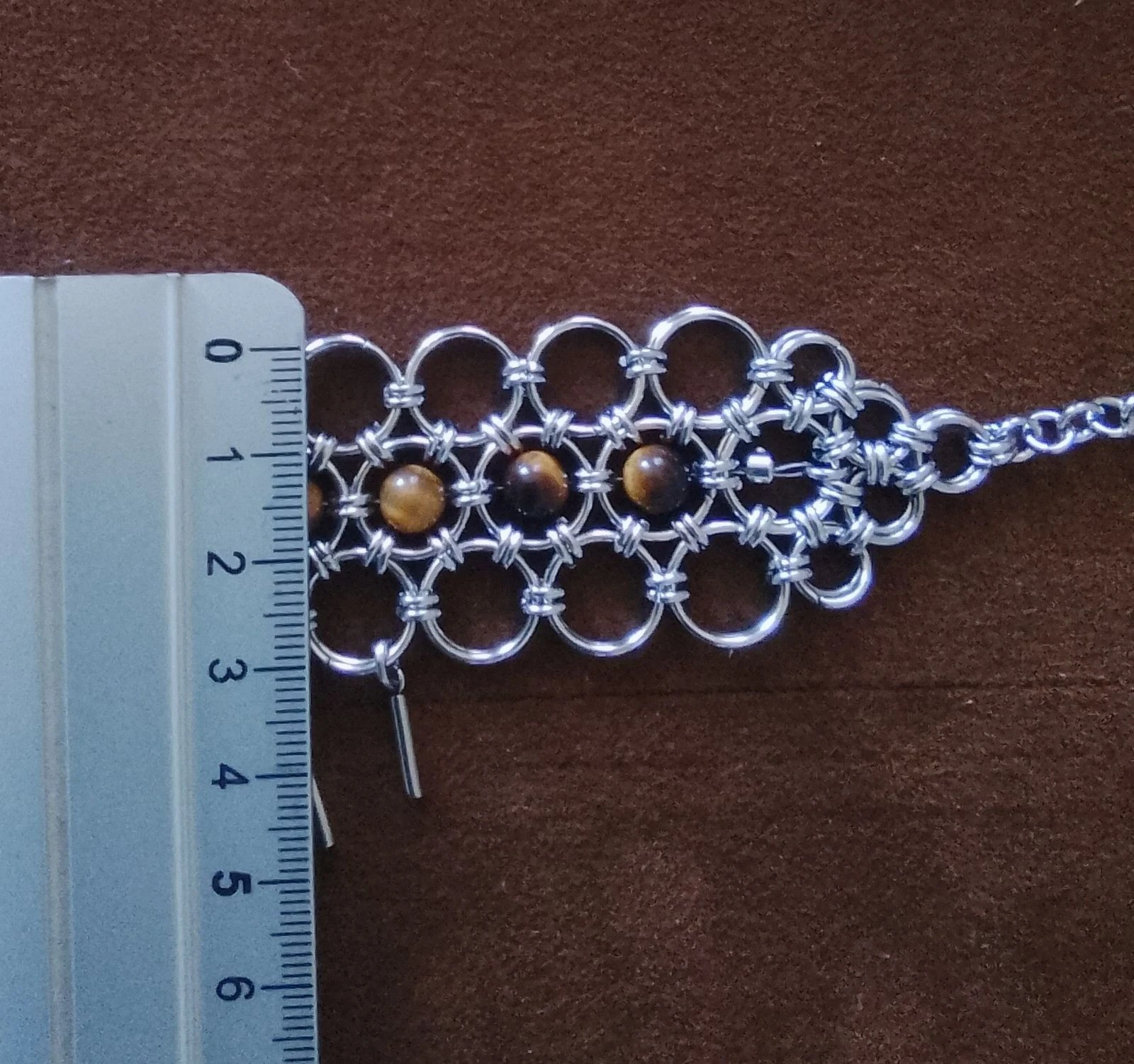 Japanese chainmail décolleté choker necklace with natural stones – photo 9